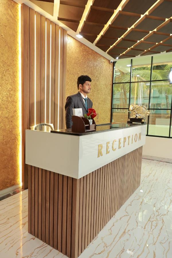 Delano Residency Hotel Kaliyal Buitenkant foto