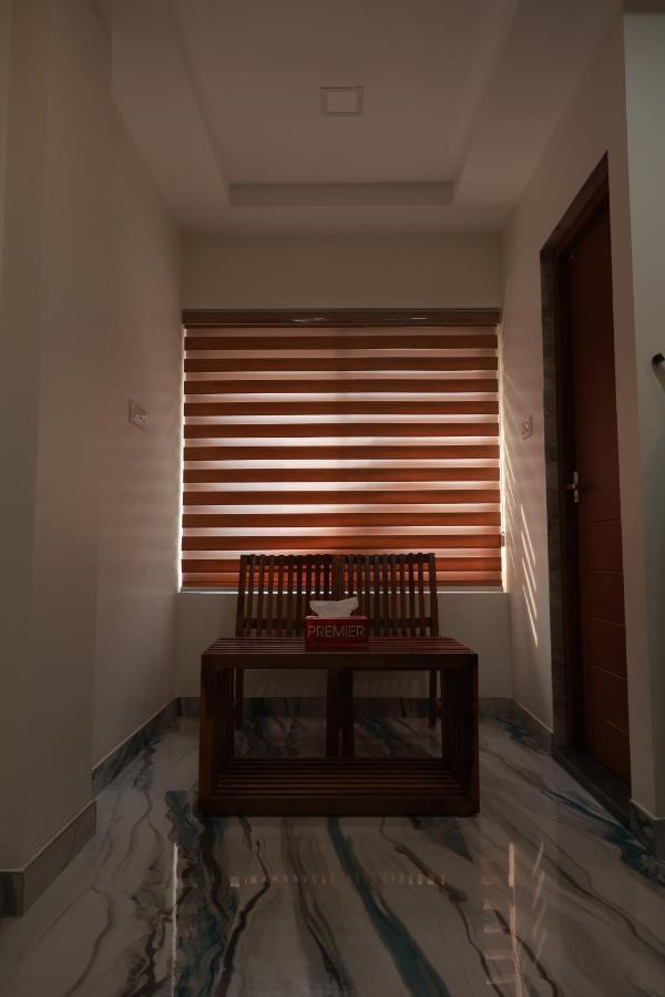 Delano Residency Hotel Kaliyal Buitenkant foto