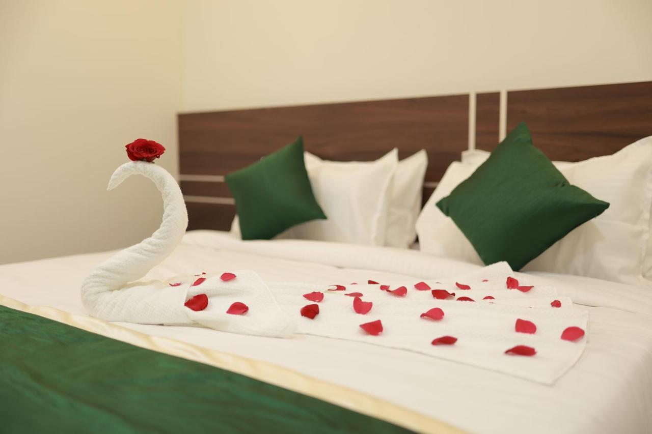 Delano Residency Hotel Kaliyal Buitenkant foto