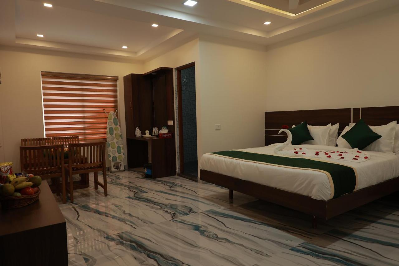 Delano Residency Hotel Kaliyal Buitenkant foto