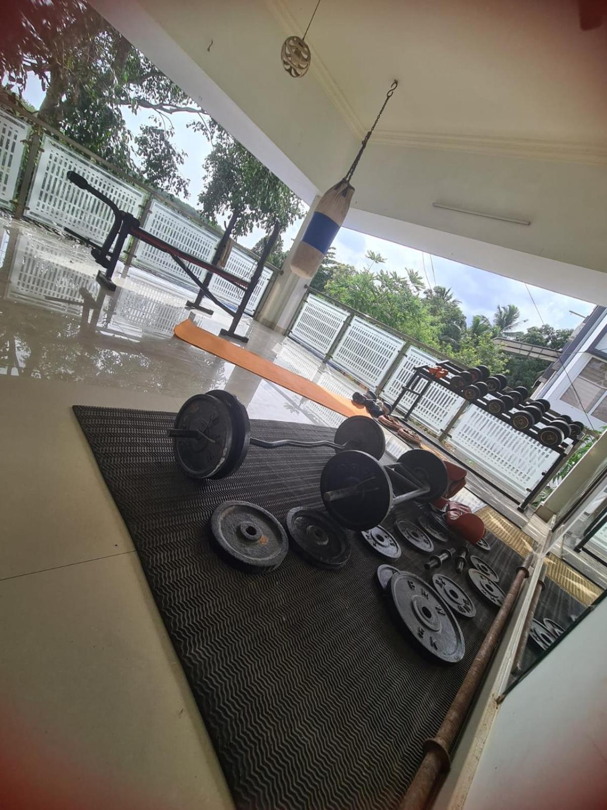 Delano Residency Hotel Kaliyal Buitenkant foto